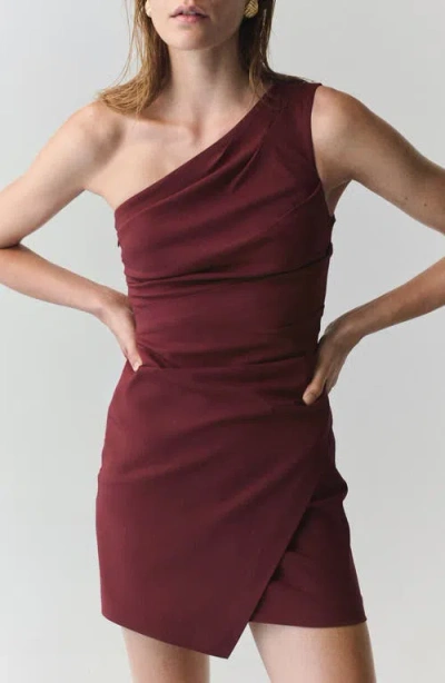 Mango Pleated Asymmetric One-shoulder Dress In Burgundy