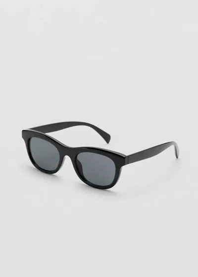 Mango Resin Frame Sunglasses In Black