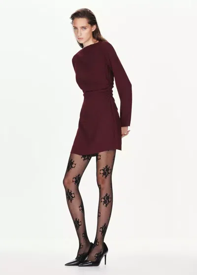 Mango Robe Ajustée Avec Détail Froncé In Grenat
