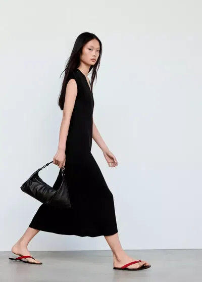 Mango Robe En Maille Col V In Noir