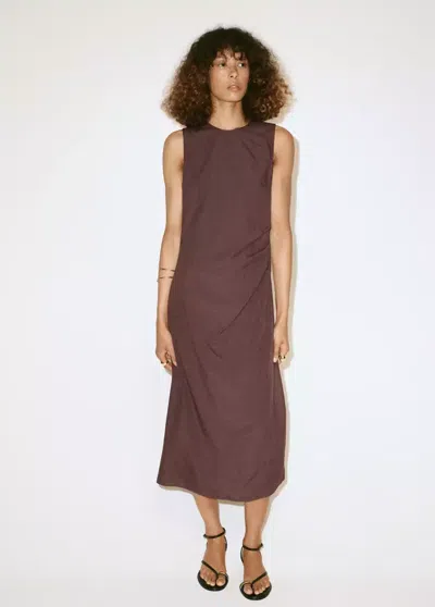 Mango Robe Froncée Sur Le Côté Avec Naud In Brown