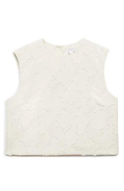 MANGO MANGO TEXTURE SLEEVELESS CROP TOP