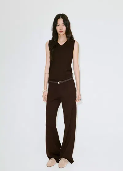 Mango Top En Maille Col V In Chocolat