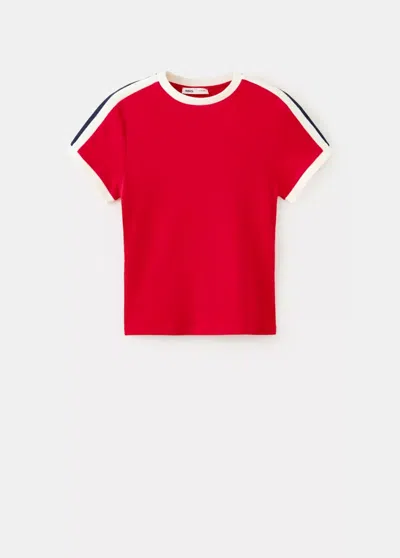 Mango T-shirt Détails Contrastants In Rouge