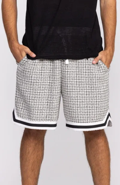 Mania Woven Bermuda Shorts In Black