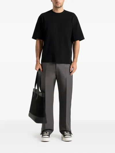 Manière De Voir Paul Crew-neck T-shirt In Black