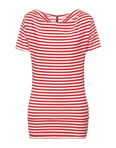 Manila Grace T-shirts In Red