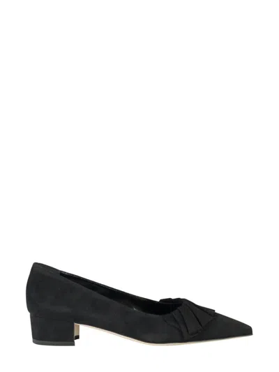 Manolo Blahnik 30mm Newton Pumps In Black