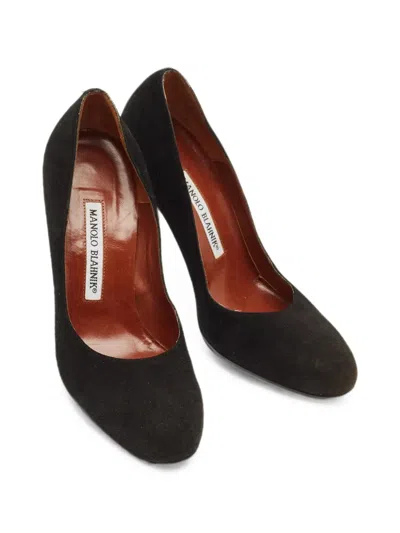 Pre-owned Manolo Blahnik Almond-toe Block-heel Pumps In Black