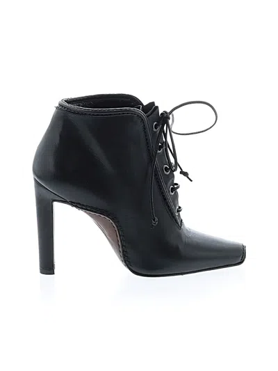 Pre-owned Manolo Blahnik Ankle Boots In Black