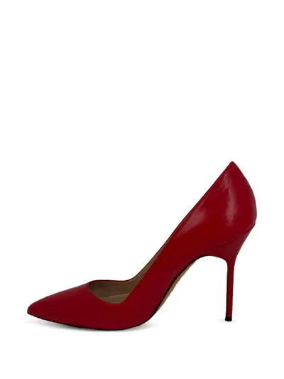 Pre-owned Manolo Blahnik Bb 105 Pointed-toe Pumps In Red