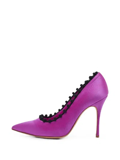 Pre-owned Manolo Blahnik Bb Pointed-toe Pumps In Red