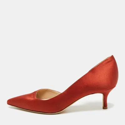 Pre-owned Manolo Blahnik Bb Size 35.5 Gold Satin D'orsay Pumps