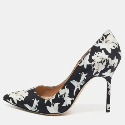 Manolo Blahnik Black/white Printed Floral Fabric Bb Pumps
