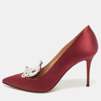 Pre-owned Manolo Blahnik Borlak Size 38.5 Burgundy Satin Crystal Embellished Pointed Toe Pumps