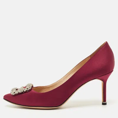 Pre-owned Manolo Blahnik Burgundy Satin Hangisi Embellished Pointed Toe Pumps Size 41