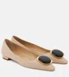 Manolo Blahnik Chiaran Leather Ballet Flats In Beige