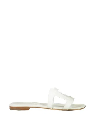 Manolo Blahnik Grellanu Slide Sandal In White