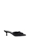 Manolo Blahnik Maysalebi Pums