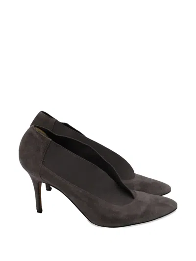 Pre-owned Manolo Blahnik Elastic-accent Pointed-toe Pumps In Gray