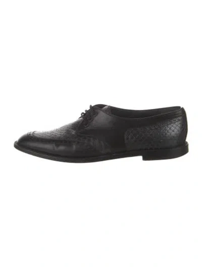 Pre-owned Manolo Blahnik Embossed Leather Animal Print Oxfords In Black