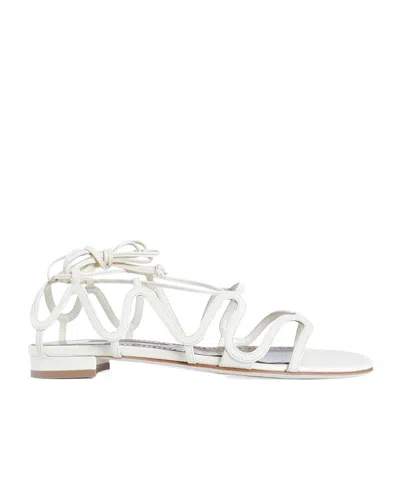Manolo Blahnik Fawdaflat Flat Sandals In White