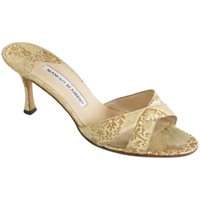 Pre-owned Manolo Blahnik Gold Leather Brocade Printed Slides - 37