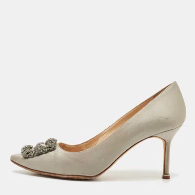 Manolo Blahnik Grey Satin Hangisi Pumps In Neutral