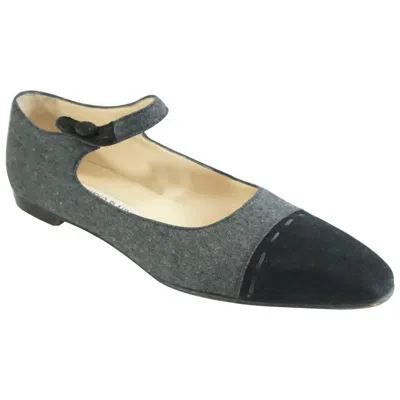 Pre-owned Manolo Blahnik Grey Wool And Black Suede Mary Jane Style Shoes-37.5 In Gray