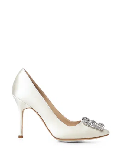 Manolo Blahnik Hangisi Crystal-buckle Pumps In White