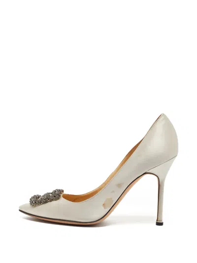 Pre-owned Manolo Blahnik Hangisi Heeled Pumps In Grey