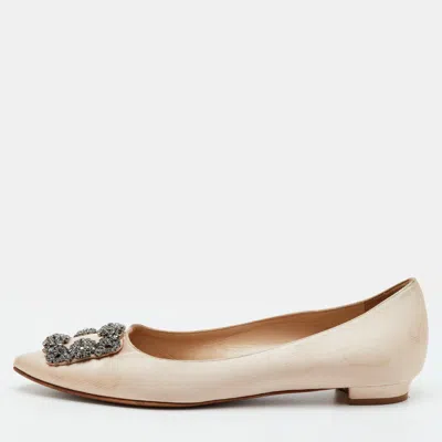 Pre-owned Manolo Blahnik Hangisi Size 37.5 Beige Satin Crystal Embellished Ballet Flats In Sand
