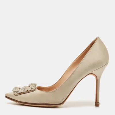 Pre-owned Manolo Blahnik Hangisi Size 37.5 Grey Satin Pumps In Gray