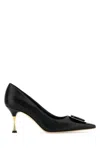 Manolo Blahnik Chiaran Mone Sc Alomet 070 In Black