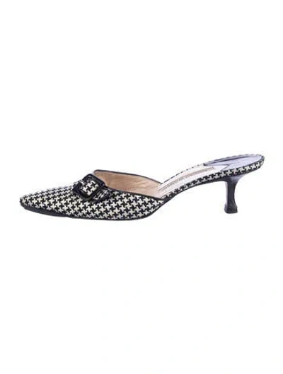 Pre-owned Manolo Blahnik Houndstooth Print Mules In Blue