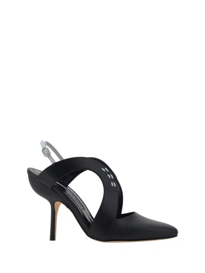 MANOLO BLAHNIK JIJARA PUMPS