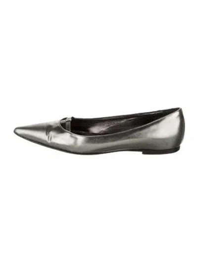 Pre-owned Manolo Blahnik Leather Ballet Flats In Silver