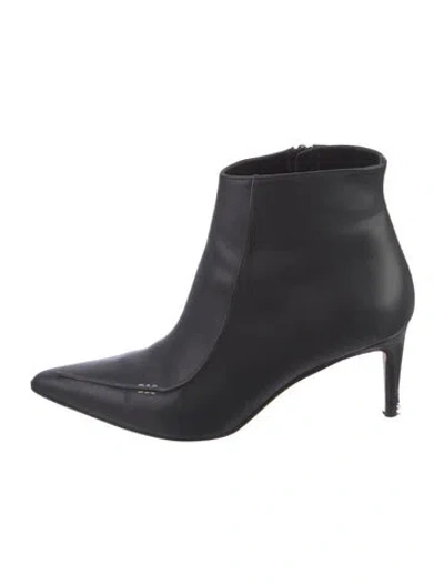 Pre-owned Manolo Blahnik Leather Boots In Black