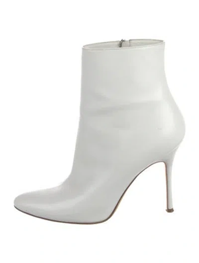 Pre-owned Manolo Blahnik Leather Boots In White
