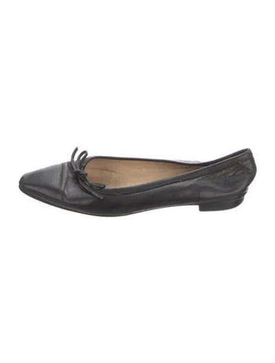 Pre-owned Manolo Blahnik Leather Bow Accents Ballet Flats In Black