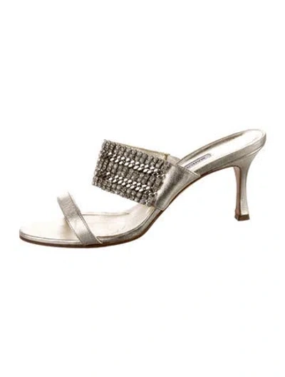 Pre-owned Manolo Blahnik Leather Chain-link Accents Slides In Gold