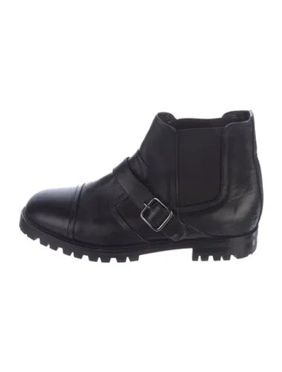 Pre-owned Manolo Blahnik Leather Chelsea Boots In Black