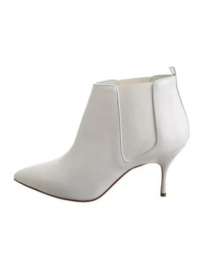 Pre-owned Manolo Blahnik Leather Chelsea Boots In White