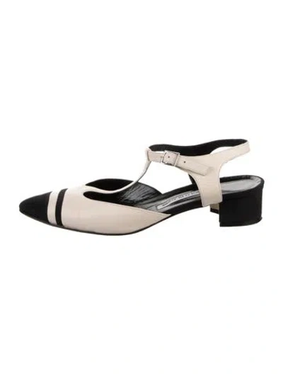 Pre-owned Manolo Blahnik Leather Colorblock Pattern T-strap Pumps In Neutrals