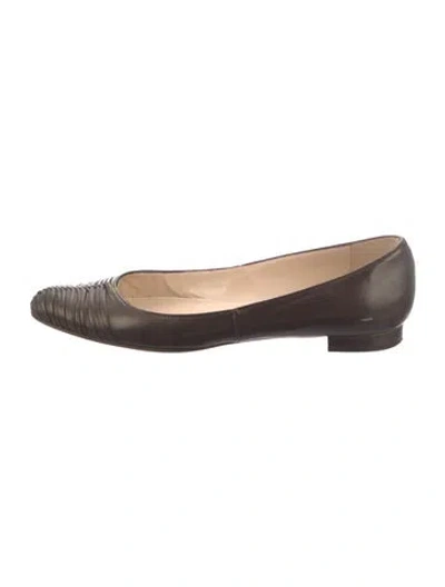 Pre-owned Manolo Blahnik Leather Crystal Embellishments Flats In Brown
