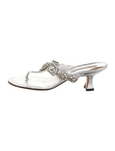 Pre-owned Manolo Blahnik Leather Crystal Embellishments Flip Flops In Silver
