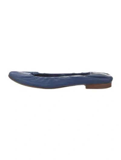 Pre-owned Manolo Blahnik Leather Flats In Blue
