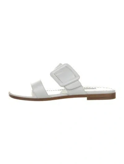 Pre-owned Manolo Blahnik Leather Flats In White