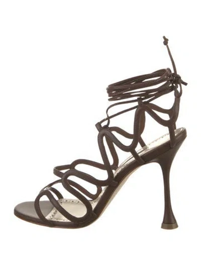 Pre-owned Manolo Blahnik Leather Gladiator Sandals In Brown