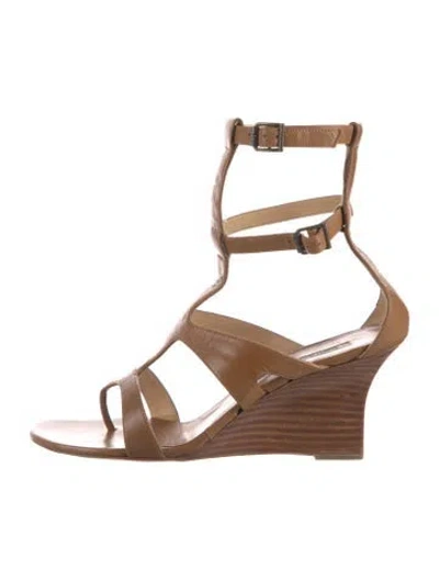 Pre-owned Manolo Blahnik Leather Gladiator Sandals In Brown